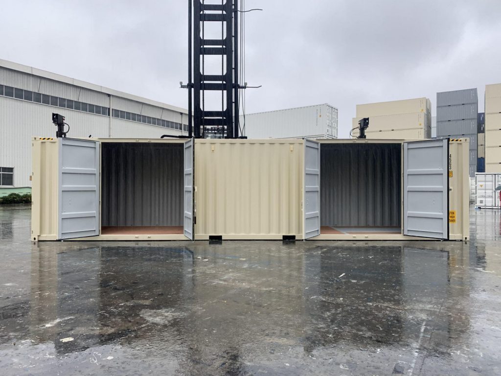 storage-container-w-two-sets-of-cargo-doors-on-one-side